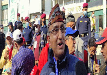 कांग्रेस उपसभापतिमा महेश आचार्यको उम्मेदवारी दर्ता
